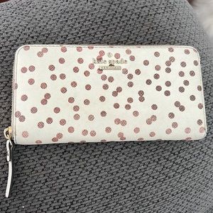 Kate Spade New York Women’s Continental Wallet